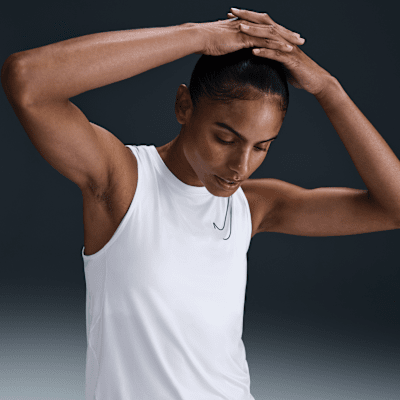 ★ Nike★ One Swoosh Dry Fit Short Sleeve Running Top W Bla Nike One Swoosh Dri-FIT Short-Sleeve Women's Running Top FN2